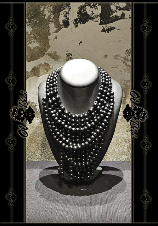 COLLAR CUENTAS MADERA NEGRO