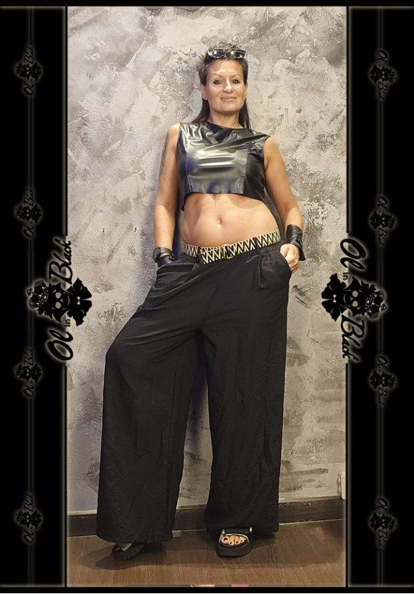 PANTALON ANCHO NEGRO CON CINTURON