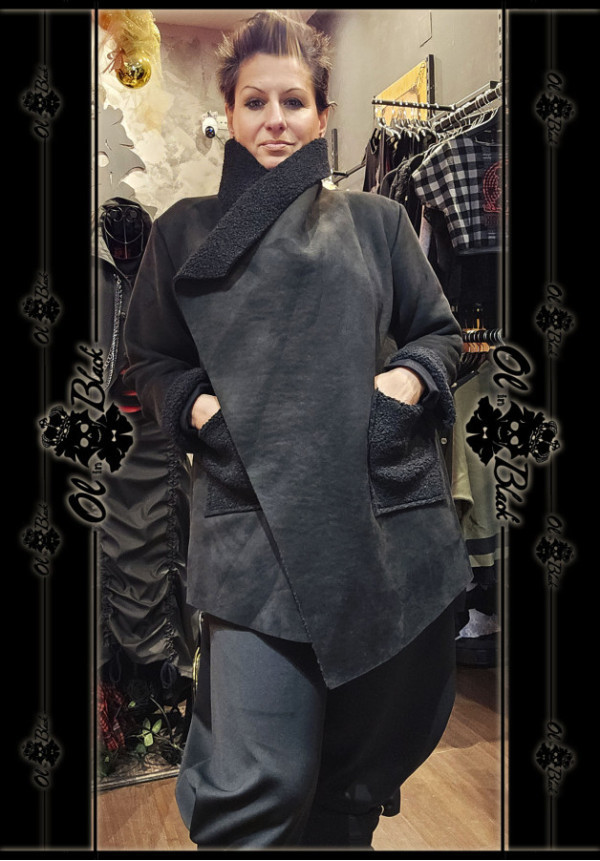 ABRIGO POLIPIEL Y BORREGUITO