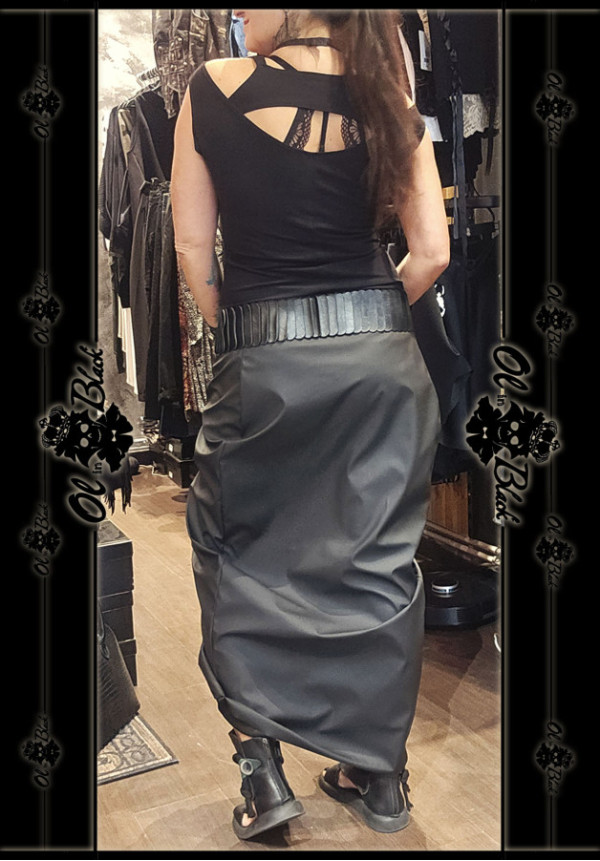 FALDA LARGA DRAPEADA IMPERMEABLE EFECTO PIEL