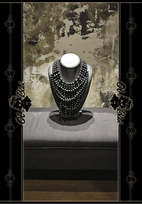 COLLAR CUENTAS MADERA NEGRO