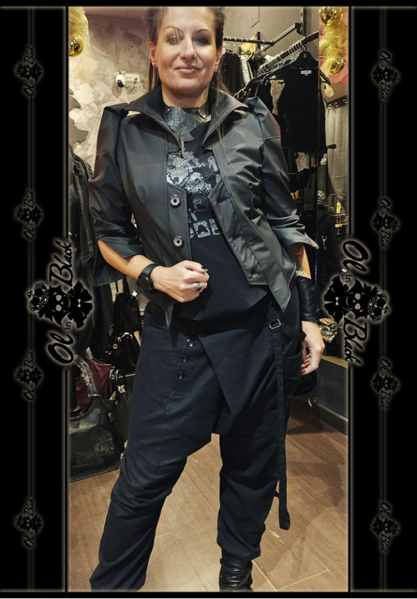 CHAQUETA CORTA IMPERMEABLE