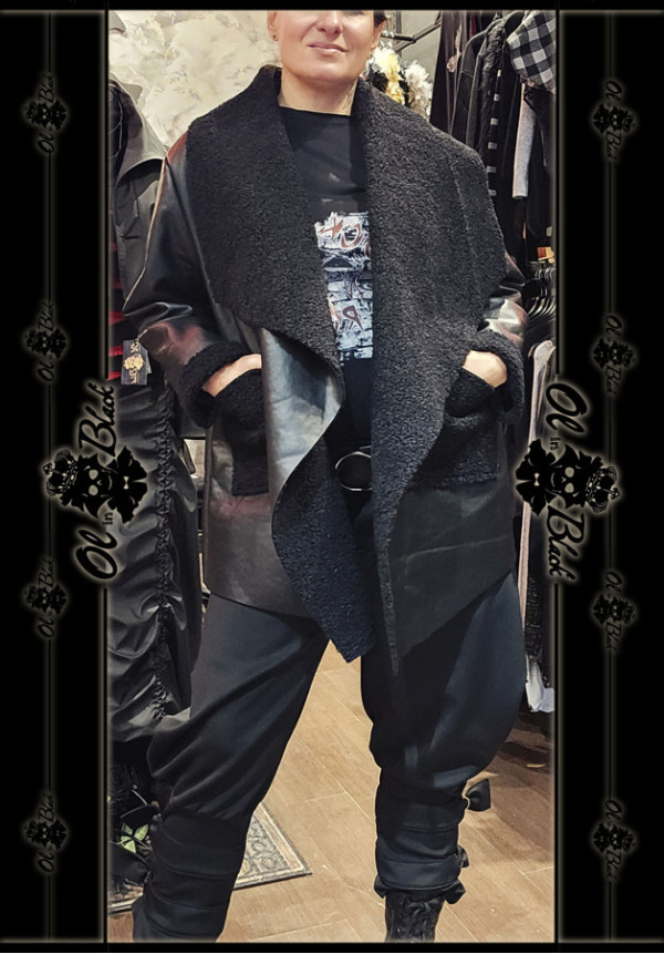 ABRIGO POLIPIEL Y BORREGUITO