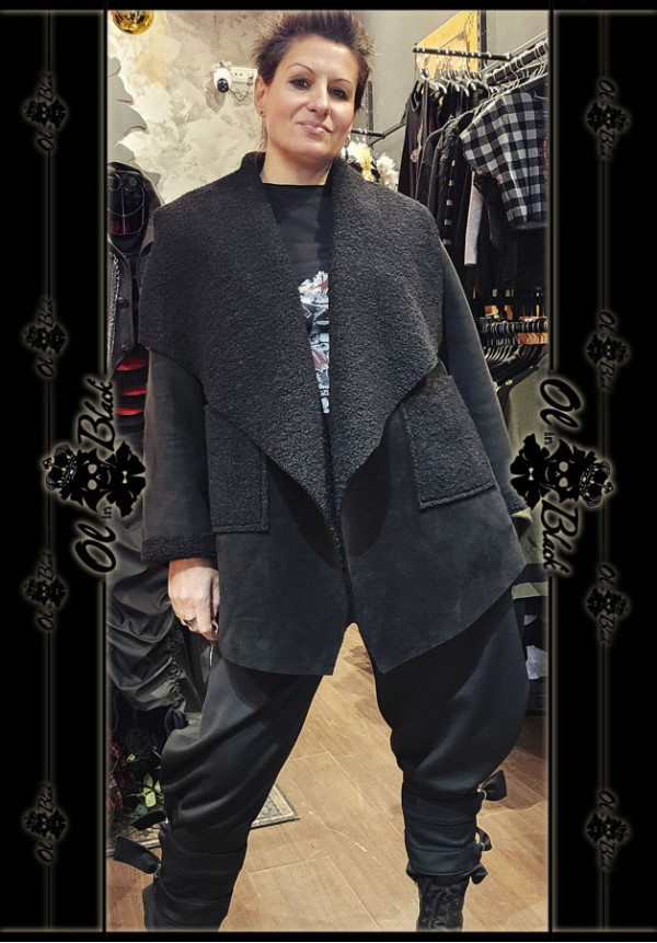 ABRIGO POLIPIEL Y BORREGUITO