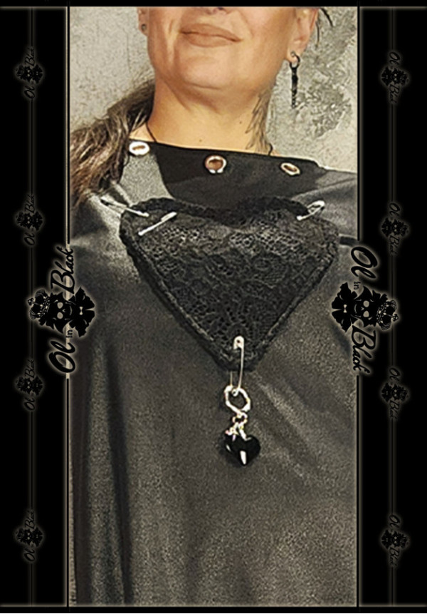 VESTIDO CORAZÓN ENCAJE IMPERDIBLE