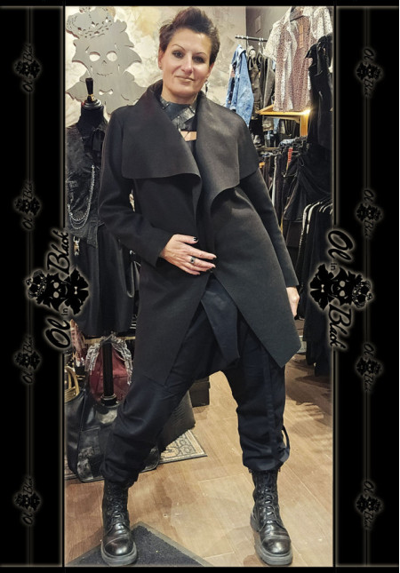 ABRIGO INFORMAL ABRIGO INFORMAL