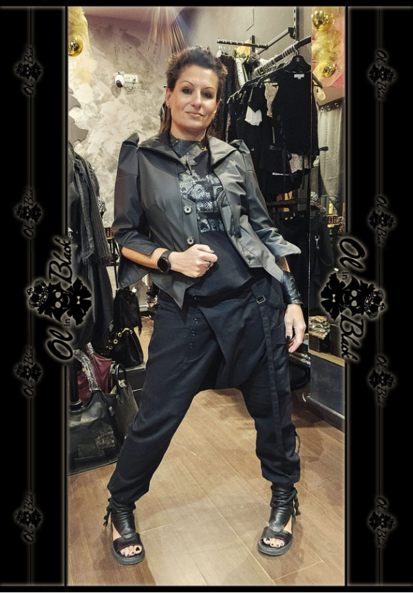 CHAQUETA CORTA IMPERMEABLE