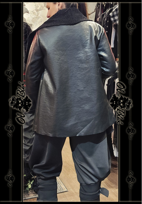 ABRIGO POLIPIEL Y BORREGUITO