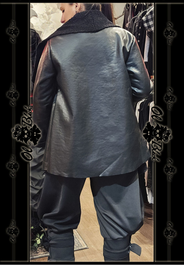 ABRIGO POLIPIEL Y BORREGUITO