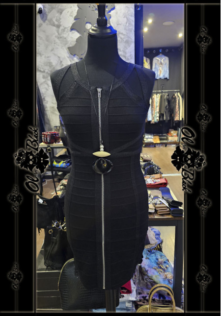 VESTIDO DE PUNTO CON CREMALLERA FRONTAL