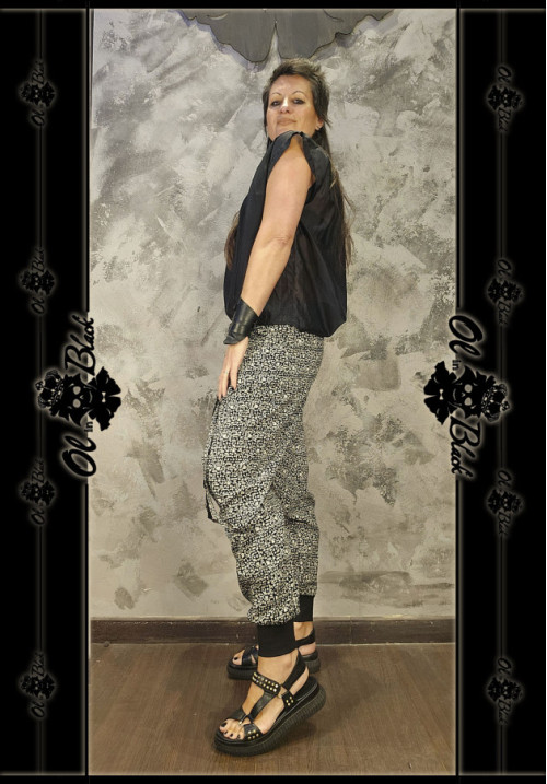 PANTALON TIRO BAJO BOHEMIO BLANCO Y NEGRO