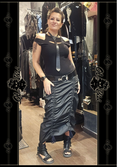 FALDA LARGA DRAPEADA IMPERMEABLE EFECTO PIEL FALDA LARGA DRAPEADA IMPERMEABLE EFECTO PIEL