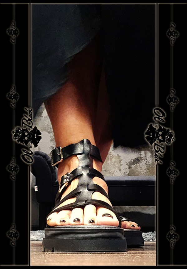 SANDALIA GLADIADOR PLATAFORMA