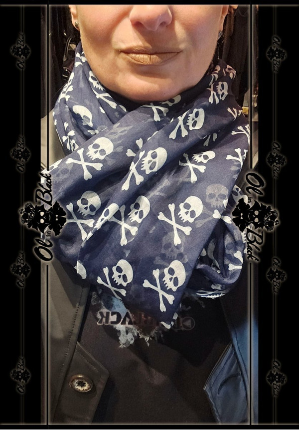 BUFANDA LIGERA CALAVERAS