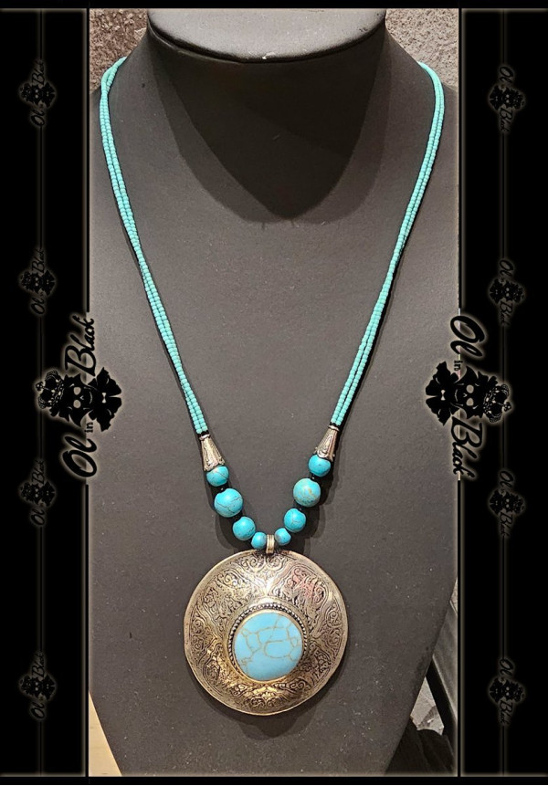 COLLAR TURQUESA MEDALLON