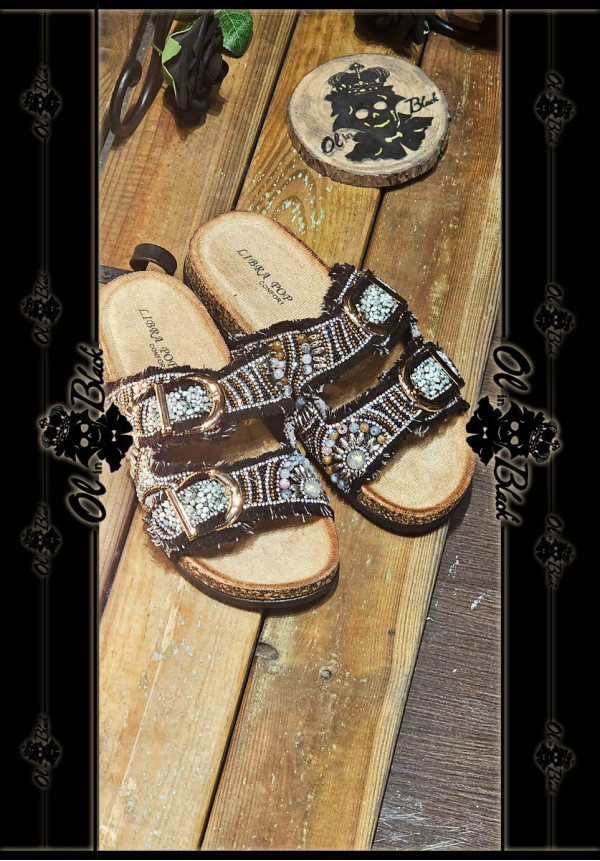 SANDALIA DENIM NEGRA CON PEDRERÍA