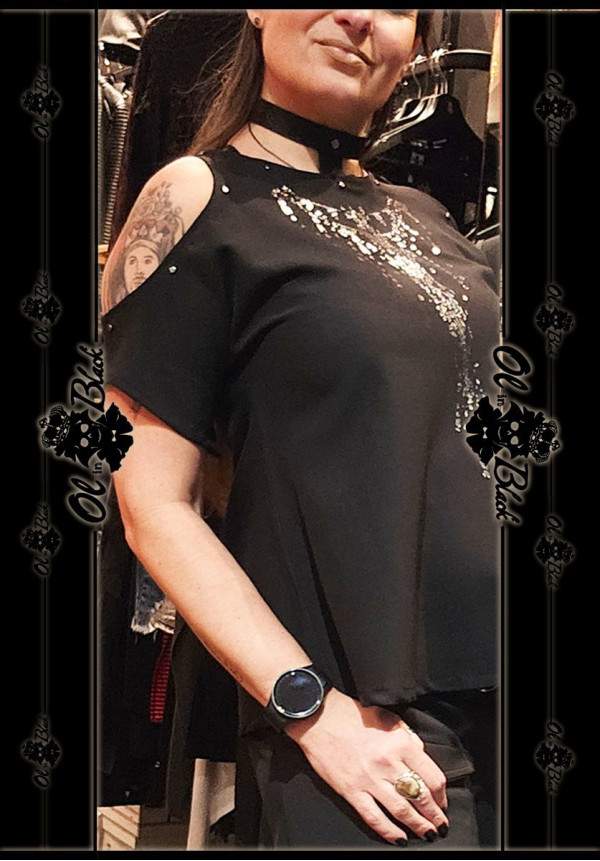 CAMISETA SIN HOMBROS TACHAS