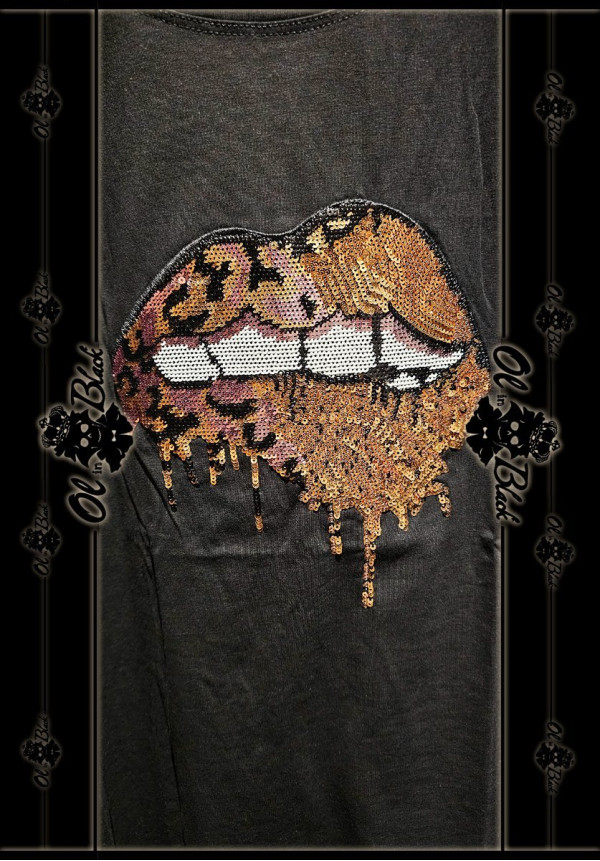CAMISETA LABIOS BRILLI