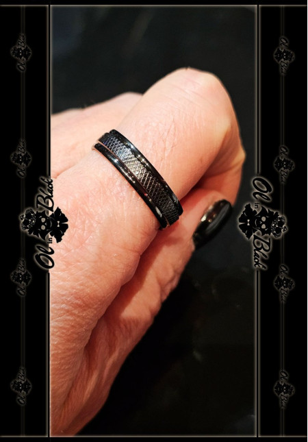 ANILLO NEGRO AC. INOX. ZIGZAG