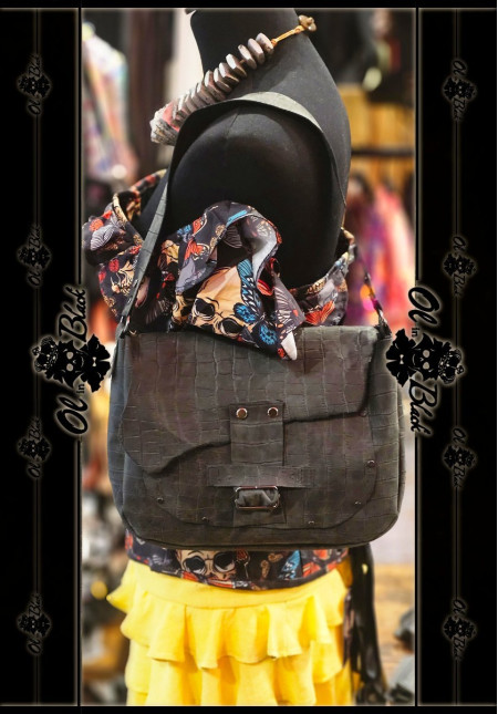 BOLSO DE CUERO ARTESANAL