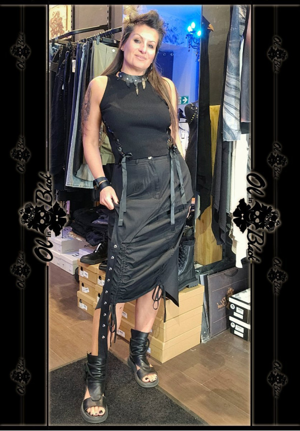 FALDA CABLES Y OJALES - NEGRA