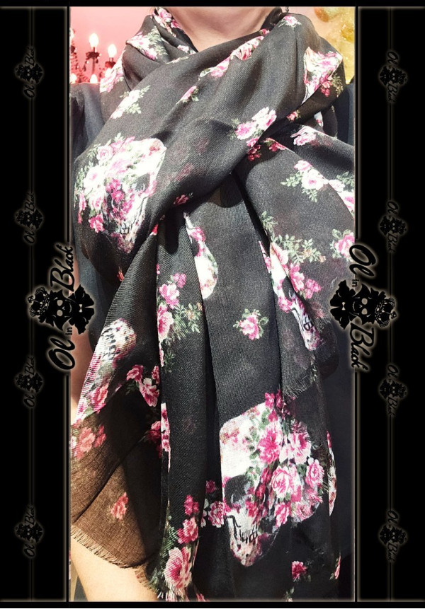 BUFANDA CALAVERA FLORAL