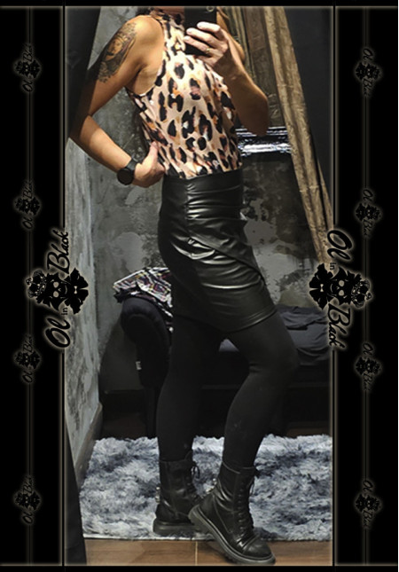 FALDA CORTA POLIPIEL DRAPEADA