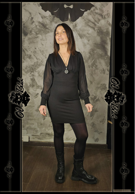 VESTIDO CORTO AJUSTADO BAJO EL PECHO VESTIDO CORTO AJUSTADO BAJO EL PECHO